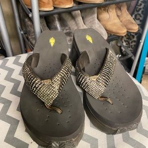 Volatile Corrine Wedge Sandal